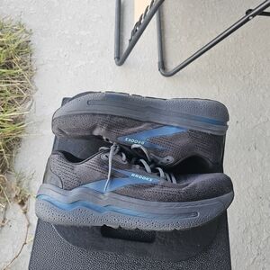Size 12.5 Wide 2E - Brooks Ghost Max 2 (MSRP 160$) Ebony Cockatoo Blue Sapphire